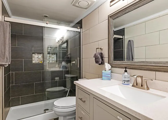 Your Second @ Country Club Stunning Views Family-friendly Outdoor Bliss